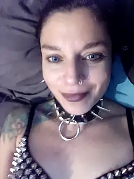 fresasabrosa69 online show from 2, 8, 2026