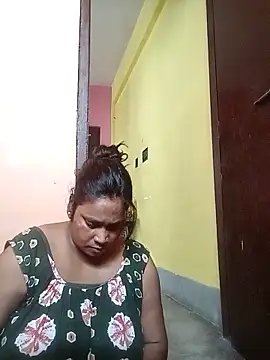 Sampa-hot-boudi online show from 17, 6, 2026