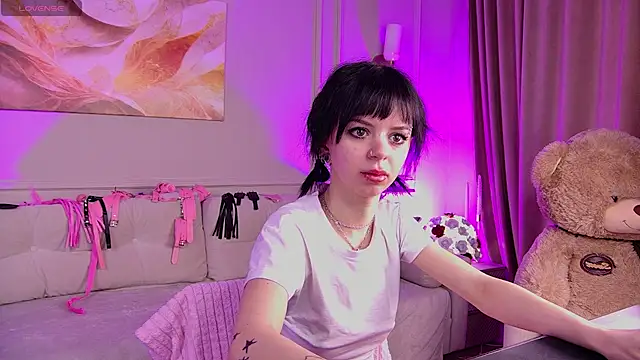 TwiggySmith online show from 20, 6, 2026