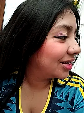 Amber Herrera online show from 12, 6, 2026