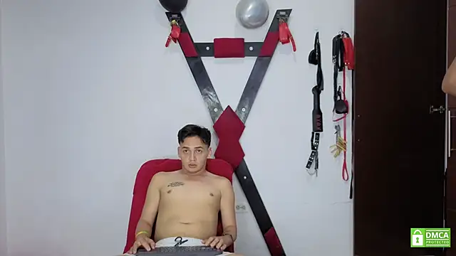 Nicolas AthleticBoy online show from 29, 6, 2026