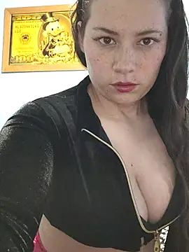 Snapshot of BIGTITS0 chatting on 17, 6, 2026 BIGTITS0 online show from 17, 6, 2026