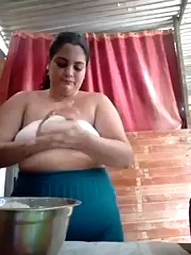 jhoaniita online show from 20, 7, 2026