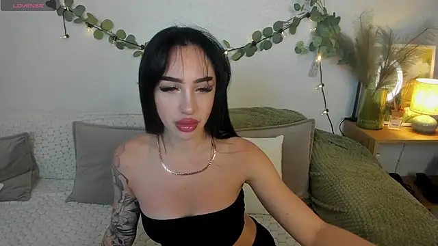 MayaGlamour online show from 1, 7, 2026