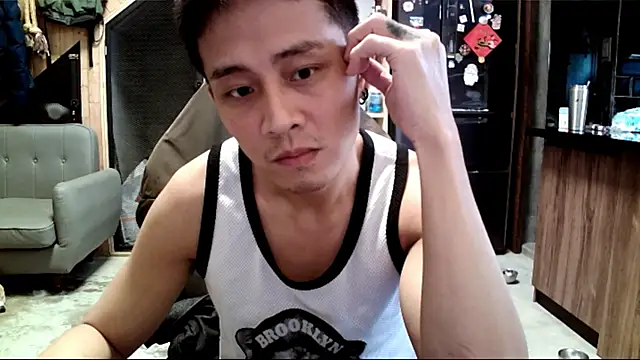 Snapshot of deansu0819 chatting on 8, 6, 2026 deansu0819 online show from 8, 6, 2026