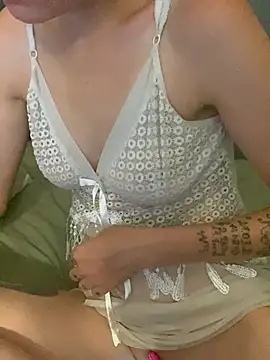 LittleSexyKimy online show from 15, 7, 2026