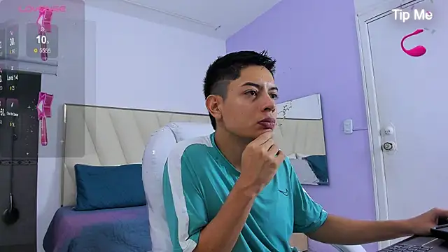 Ethan12  online show from 4, 7, 2026