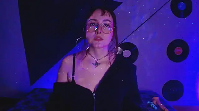 Allissa Noir online show from 7, 8, 2026