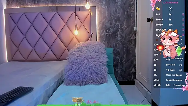 Snapshot of Alicee_tylor chatting on 24, 6, 2026 Alicee tylor online show from 24, 6, 2026