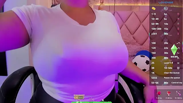 Snapshot of Alicee_tylor chatting on 28, 6, 2026 Alicee tylor online show from 28, 6, 2026