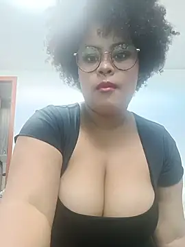 Lolacurly69 online show from 12, 6, 2026
