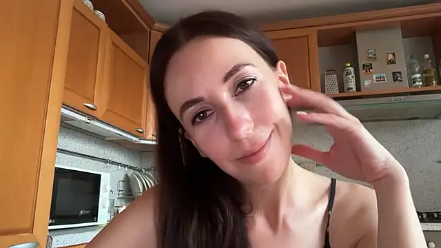 Flamingo Queen online show from 23, 7, 2026