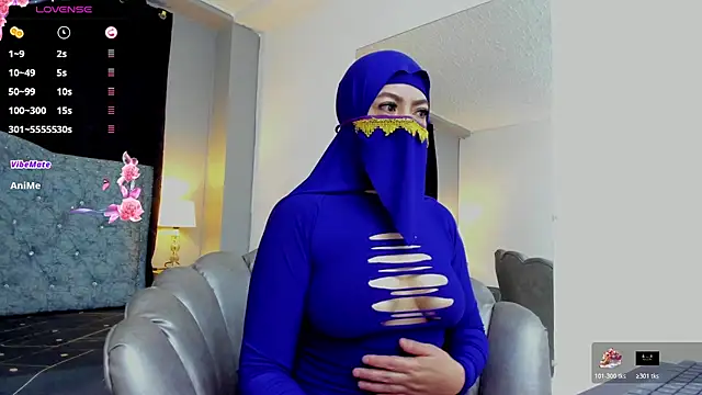 Snapshot of aisha_66 chatting on 6, 8, 2026 aisha 66 online show from 6, 8, 2026