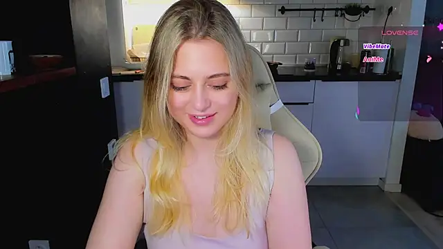 blonde kellyy online show from 26, 6, 2026