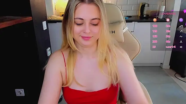 blonde kellyy online show from 5, 7, 2026