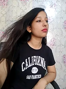 Queen Rosyy online show from 25, 6, 2026