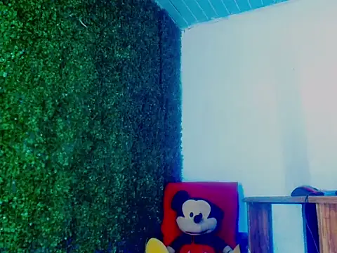 Vanesexygirl online show from 15, 7, 2026