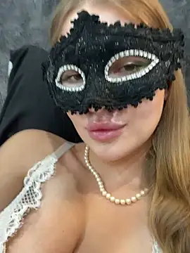 AlexandraMoore03 online show from 10, 7, 2026