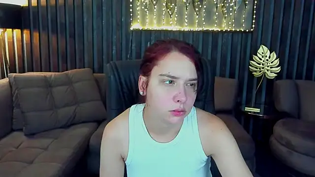 Snapshot of Livia_Shy chatting on 20, 6, 2026 Livia Shy online show from 20, 6, 2026