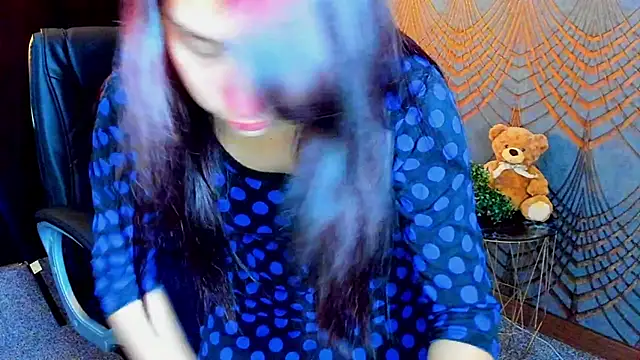Snapshot of Livia_Shy chatting on 26, 6, 2026 Livia Shy online show from 26, 6, 2026