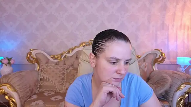 Snapshot of KatrinMilly chatting on 17, 6, 2026 KatrinMilly online show from 17, 6, 2026