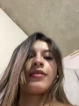 Snapshot of Sofia_Ferraro chatting on 7, 7, 2026 Sofia Ferraro online show from 7, 7, 2026