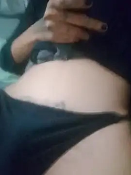 bonequinhaGatinha online show from 10, 6, 2026