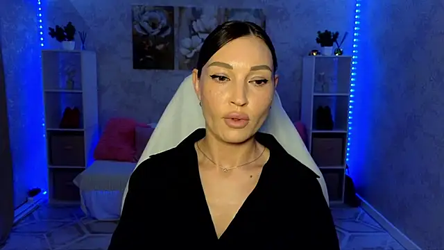 Snapshot of NikoleMills chatting on 6, 7, 2026 NikoleMills online show from 6, 7, 2026
