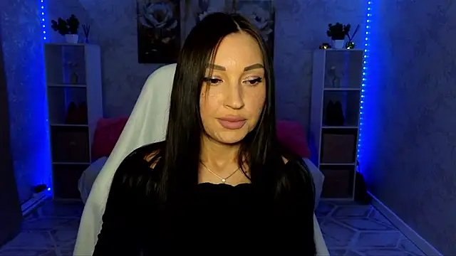 Snapshot of NikoleMills chatting on 8, 7, 2026 NikoleMills online show from 8, 7, 2026