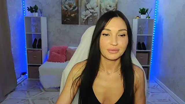 Snapshot of NikoleMills chatting on 19, 7, 2026 NikoleMills online show from 19, 7, 2026