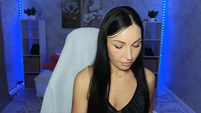 Snapshot of NikoleMills chatting on 28, 7, 2026 NikoleMills online show from 28, 7, 2026