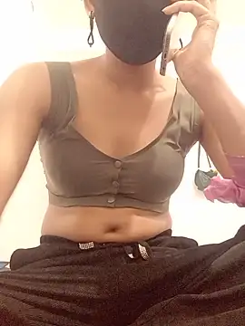 Snapshot of Nisha_o chatting on 7, 7, 2026 Nisha o online show from 7, 7, 2026