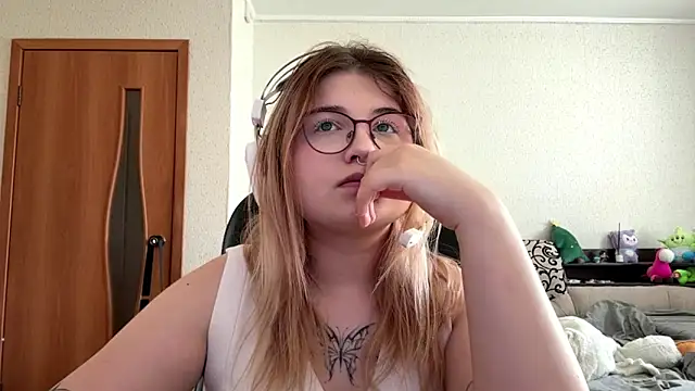 Snapshot of Xergos117 chatting on 15, 6, 2026 Xergos117 online show from 15, 6, 2026