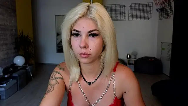 Sarahcamsx online show from 6, 7, 2026