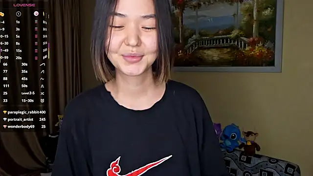Snapshot of PeachyNoirra chatting on 12, 6, 2026 PeachyNoirra online show from 12, 6, 2026