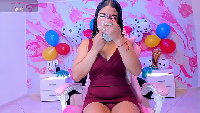 victoria rosee1 online show from 13, 7, 2026