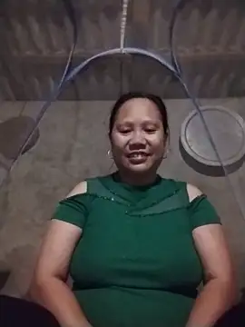Snapshot of Chily-yy chatting on 1, 7, 2026 Chily-yy online show from 1, 7, 2026