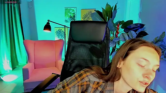 Eva Leeee online show from 22, 6, 2026