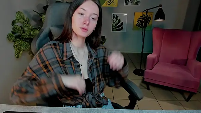 Eva Leeee online show from 25, 6, 2026