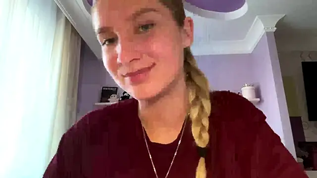 Snapshot of MyraCadoff chatting on 16, 6, 2026 MyraCadoff online show from 16, 6, 2026
