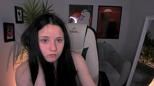 AmeliaRiviera online show from 6, 7, 2026