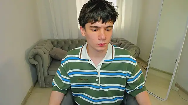 Snapshot of Ethan_Crowe chatting on 24, 7, 2026 Ethan Crowe online show from 24, 7, 2026