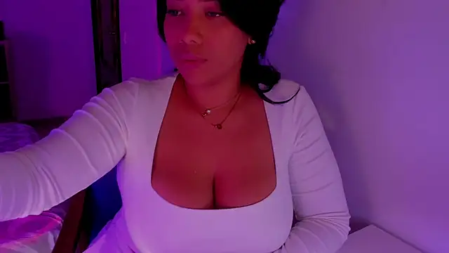 NicolePasqualott online show from 1, 2, 2026