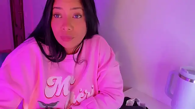 NicolePasqualott online show from 10, 2, 2026