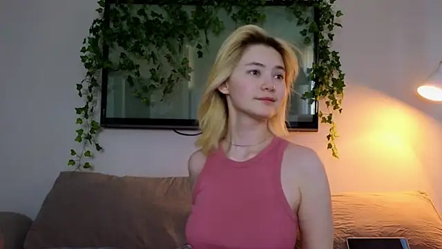 Emily Miu online show from 4, 7, 2026