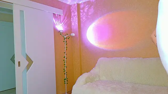 Snapshot of SweeetMia chatting on 25, 6, 2026 SweeetMia online show from 25, 6, 2026