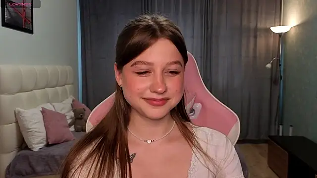 Snapshot of lilymoore69 chatting on 17, 6, 2026 lilymoore69 online show from 17, 6, 2026