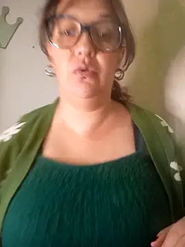 Snapshot of _Saraqueen-- chatting on 23, 7, 2026 Saraqueen-- online show from 23, 7, 2026