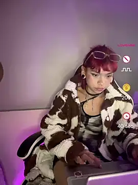 xLilyAngelx  online show from 26, 6, 2026