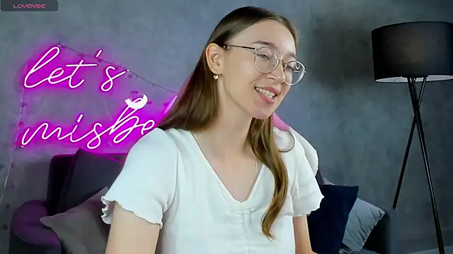 Lucy Green online show from 2, 7, 2026